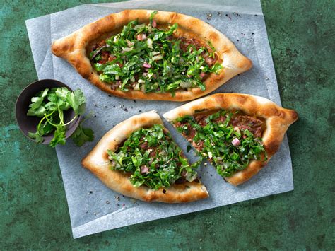 Pollo con burro al timo | Ricetta