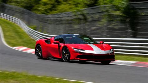 Ferrari SF90 Stradale pushes hard at Nürburgring circuit