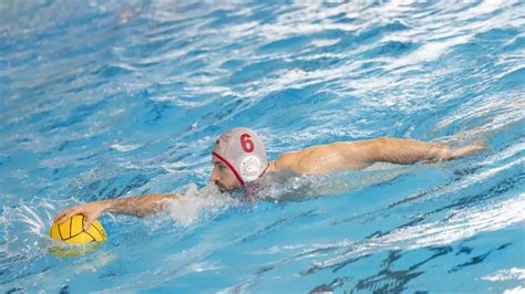 Wasserball-Oberliga: Unglückliche Niederlage für Syker Wasserballer