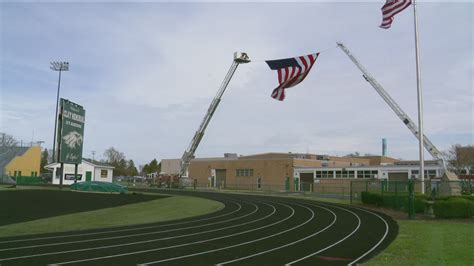 Oregon community honors beloved coach Derek Besgrove in public memorial service | wtol.com