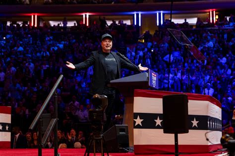 Elon Musk Sees Trump’s Economic Plans Causing ‘Temporary Hardship ...