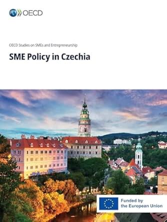 SME Policy in Czechia : Oecd: Amazon.in: Books