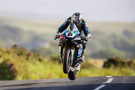 Why Dunlop’s “f***ing idiots” outburst should worry his Isle of Man TT ...