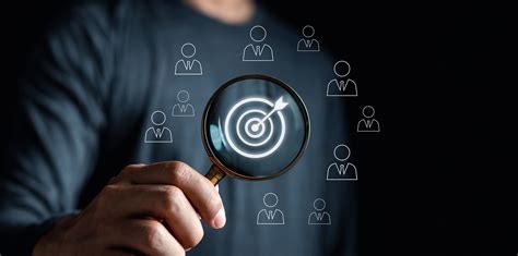 From What to How – The right operating model as the link between a ...