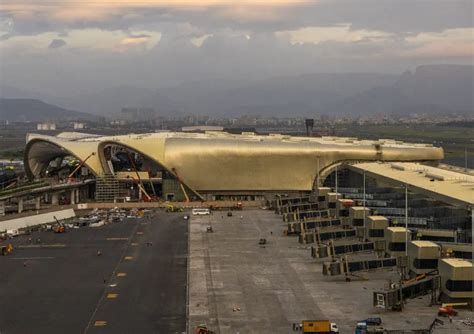 Rupee Closes Down, Traders Anticipate Modest Reaction To US CPI - BW ...