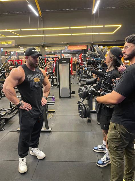 Ramon Dino’s Complete Bodybuilding Workout & Diet Plan - Generation ...