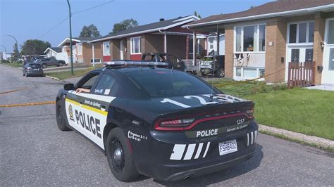 Des coups de feu et un incendie suspect dans un quartier résidentiel de ...