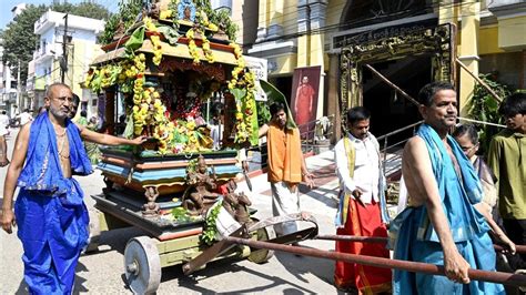 Spiritual ecstasy marks sri Rama navami in tirupati
