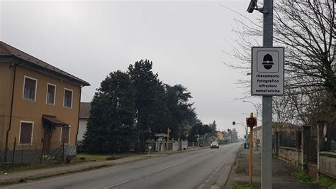 Nuovo semaforo T-Red sulla statale, a Rivalta Scrivia multa a chi passa ...