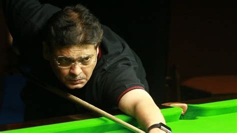 NSCI Baulkline 4.0 Snooker 2025: Devendra Joshi Makes Short Work Of ...