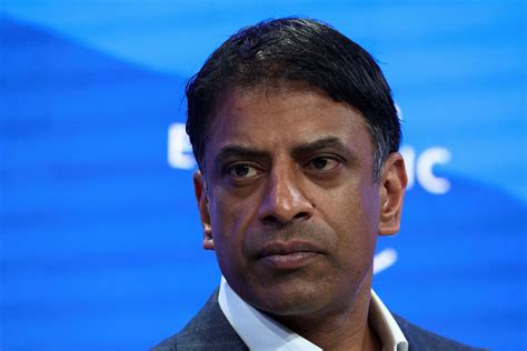 Trump meets Novartis CEO, says drugmaker building 11 US plants ...