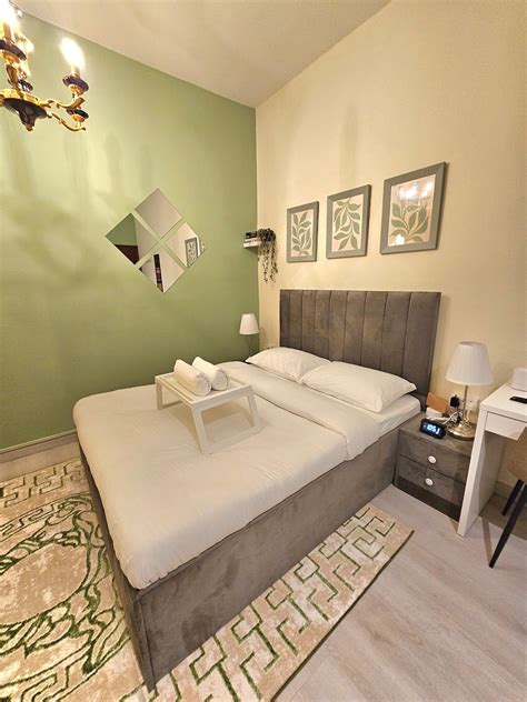 Comfy Studio| 15 walk to the metro/Subway - Houses for Rent in Dubai ...