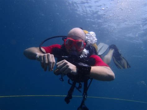 Scuba Diving Lessons for Beginners - Complete Guide for Your First Div ...