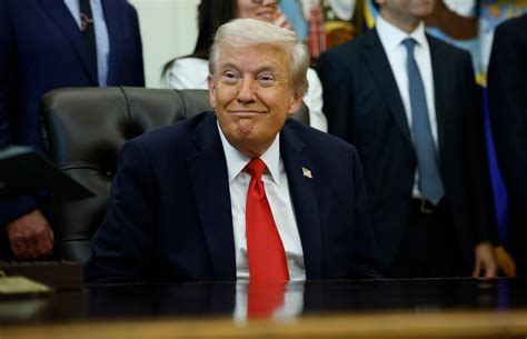 Trump's war mediation: 8 months of shifting between Ukraine, Russia