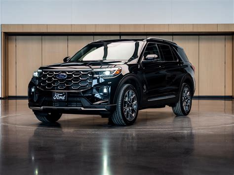 A secret Ford project turned out to be a new Chicago-themed car for the ...