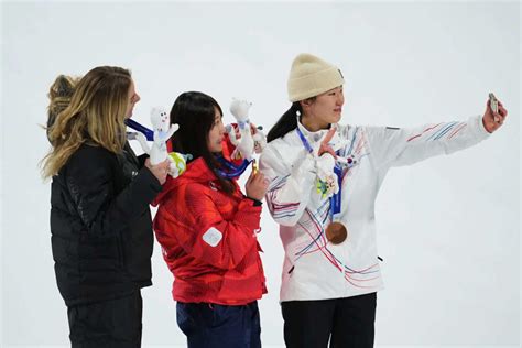 How much money is an Olympic medal worth? Gold, silver and bronze ...