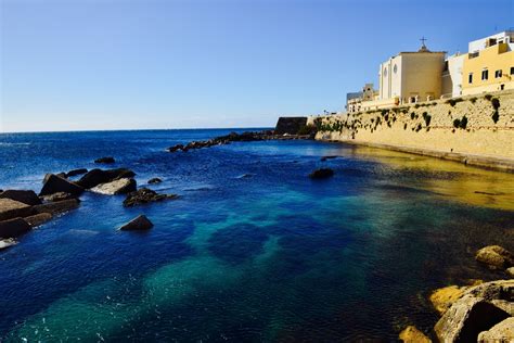 Valentina Pescerelli in Puglia - Meisterstrasse