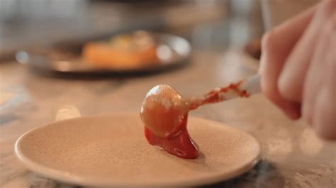 How chefs make perfect vegetable purees