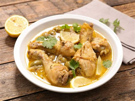 Kurczak w sosie cytrynowym w 3 kwadranse. Mięso rozpływa się w ustach ...