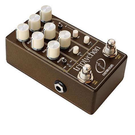 Crazy Tube Circuits Triptychon – These Go To 11