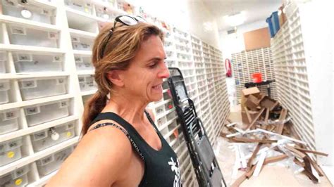 He started building a new cage - now it has to contain a giant