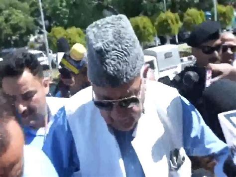 "Ask the PM what answer should be given to Pakistan": Farooq Abdullah ...