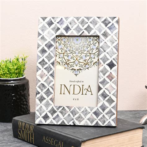 Photo Frames Online - Buy Affordable Photo Frames Online in India ...