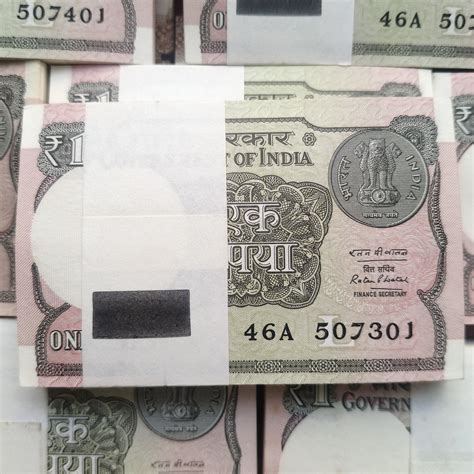 Most Demanding Rare One Rupee 2020 Bundle 100 Note Packet Serial Wise ...