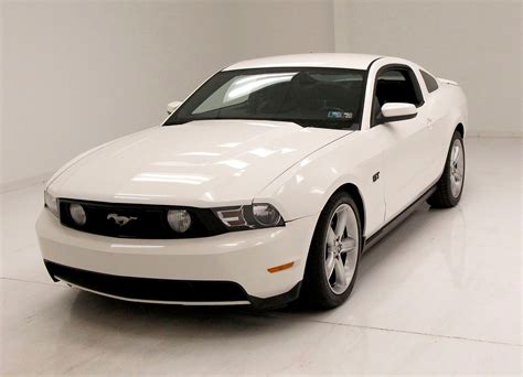 2010 Ford Mustang GT Premium | Classic Auto Mall