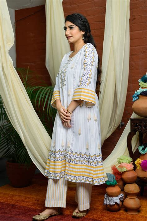 Kurtas – INCHING INDIA