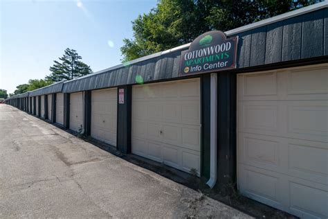 Cottonwood Apartments