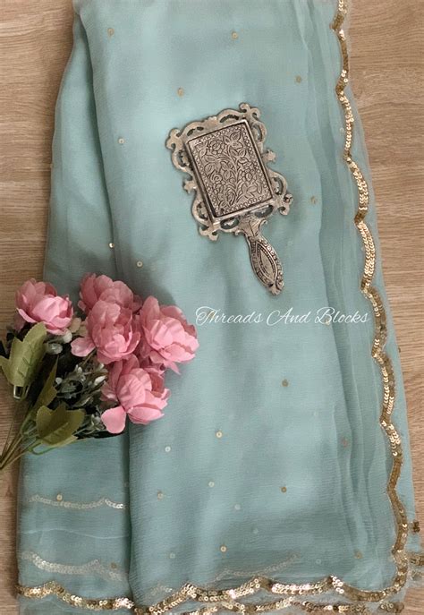 Smokey Grey Scallop Border Saree – Threads & Blocks