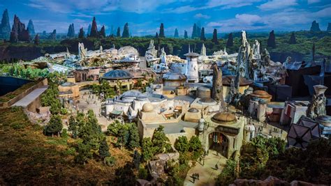 Everything You Need to Know About Star Wars Galaxy's Edge