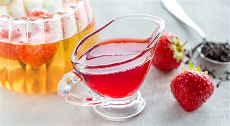 Клубничный сироп, пошаговый рецепт с фото на 176 ккал