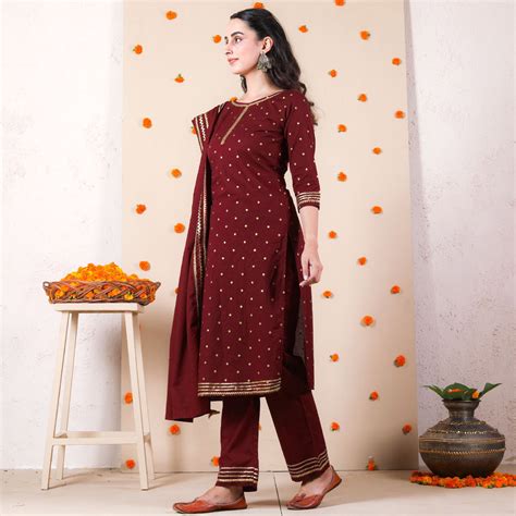 Buy Maroon Bindi Kurta Set with Dupatta & Gota Work | Rustorange