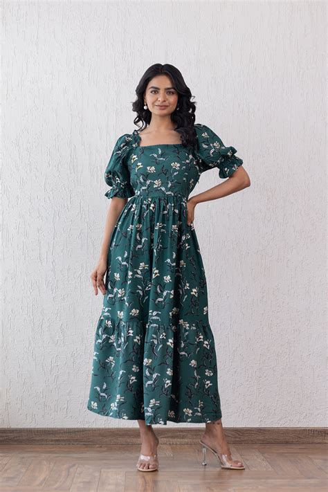 Green Cotton Nursing Maxi Dress – Light & Airy for Everyday Comfort