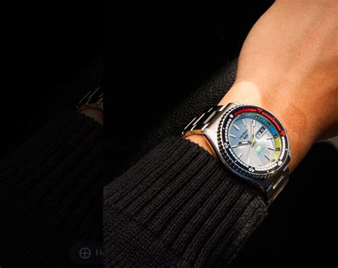 Relojeria Esparza - SRPL33K1 Reloj Seiko 5 Sports SKX Retro x HUF