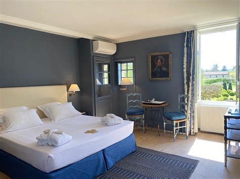 LE VIEUX LOGIS (Tremolat) - Hotel Reviews, Photos, Rate Comparison ...