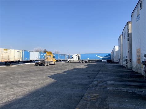 AMAZON CROSS-DOCK FACILITY - MDW2 - Joliet IL - Hours, Directions, Reviews - Loc8NearMe