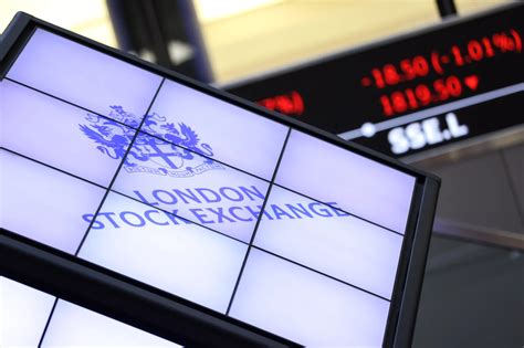 London Exchange Loses Half of ETF Team Ahead of Crypto Launch - Bloomberg