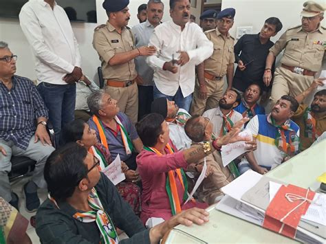 Congress demands disqualification of BJP corporators in Rajkot ...