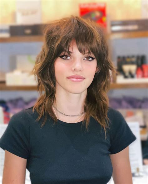 A Wavy Wolf Cut Is The Combination Of Chic And Wild You Need