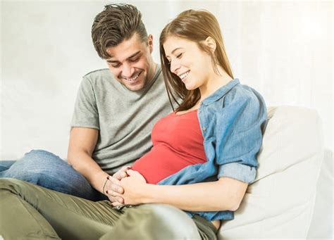 गर्भ में शिशु का विकास महीने दर महीने - Pregnancy me baby ki growth in ...