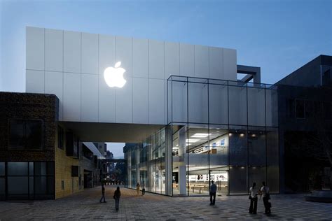 三里屯Apple Store评测：优等生的敷衍之作_凤凰网