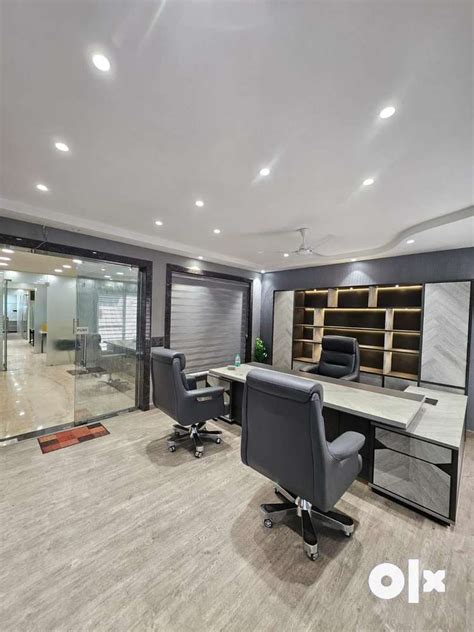 Director cabin with 10 staff - For Rent: Shops & Offices - 1761014755