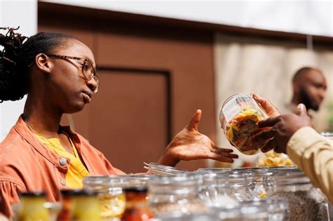 Market Shopping 的图像结果