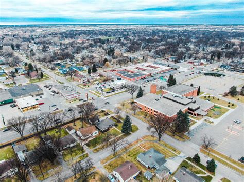 Starbucks - Fargo, ND - Retail Investment Group, LLC.