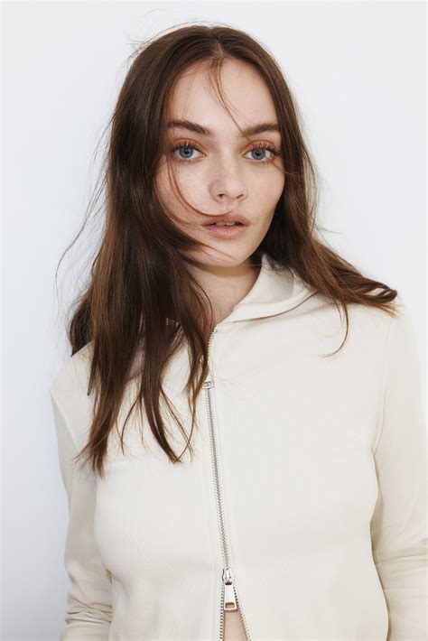 Ribbed zip-through hoodie - Light beige - Ladies | H&M IN