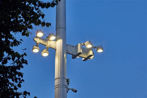 Sustainable lighting solution regenerates Guildhall Square | Schréder