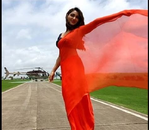 Exclusive: अक्षय कुमार के साथ काम करने को लेकर उत्साहित हैं निकिता ...